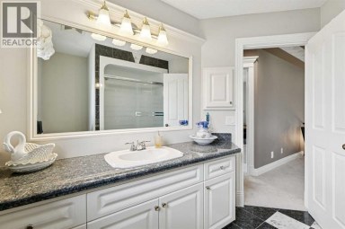 85 Mt Douglas Circle SE Calgary Alberta photo 34