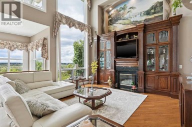 85 Mt Douglas Circle SE Calgary Alberta photo 5