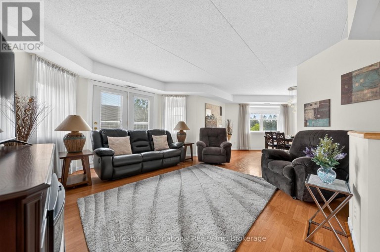 210 - 208 SILVERCREEK PARKWAY N, Guelph (Junction/Onward Willow), Ontario, N1H8H2