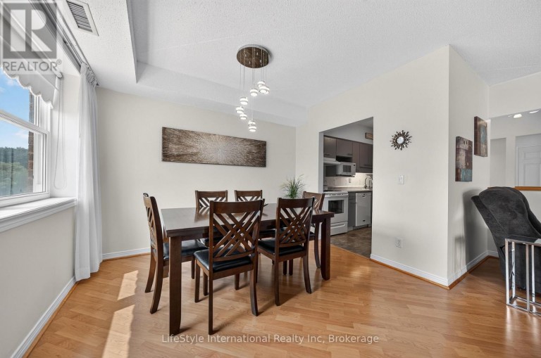 210 - 208 SILVERCREEK PARKWAY N, Guelph (Junction/Onward Willow), Ontario, N1H8H2
