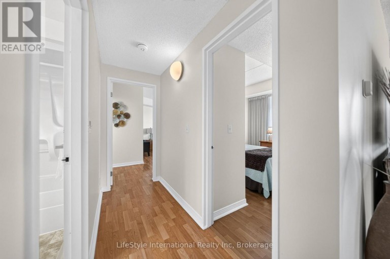 210 - 208 SILVERCREEK PARKWAY N, Guelph (Junction/Onward Willow), Ontario, N1H8H2