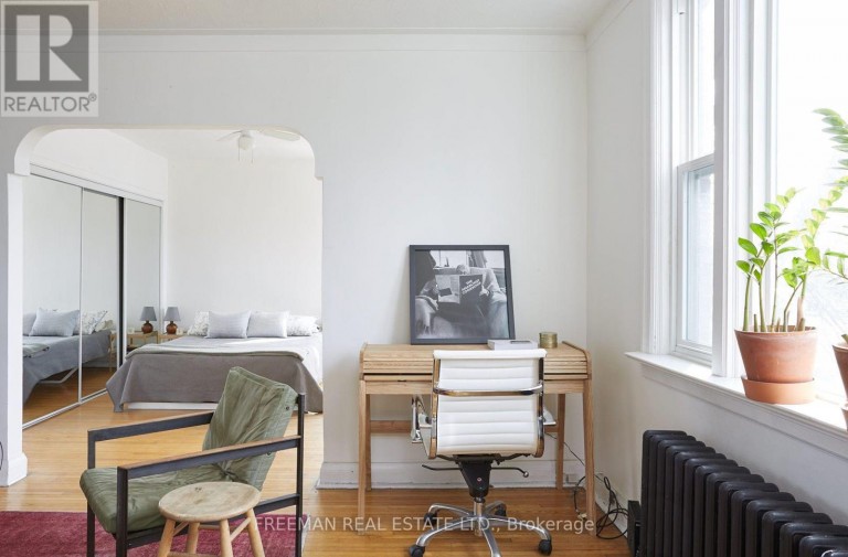 2 - 62 AUSTIN TERRACE, Toronto (Casa Loma), Ontario, M5R1Y6