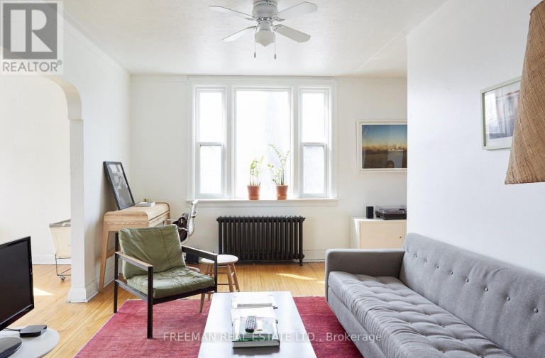 2 - 62 AUSTIN TERRACE, Toronto (Casa Loma), Ontario, M5R1Y6