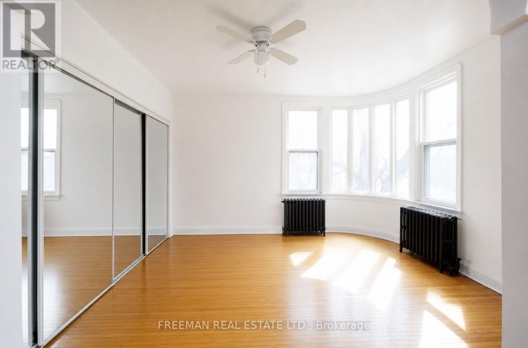 2 - 62 AUSTIN TERRACE, Toronto (Casa Loma), Ontario, M5R1Y6