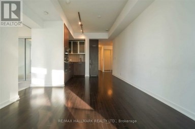 2810 - 14 YORK STREET Toronto (Waterfront Communities) Ontario photo 4