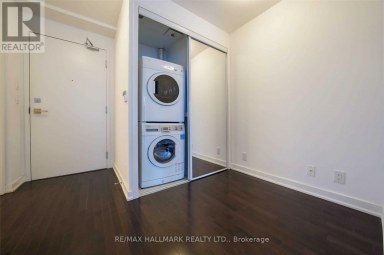 2810 - 14 YORK STREET Toronto (Waterfront Communities) Ontario photo 7