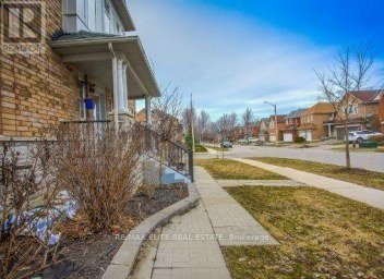 BSMT - 155 RIDEAU DRIVE Richmond Hill (Langstaff) Ontario photo 12