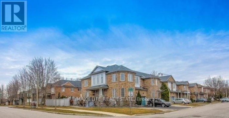 BSMT - 155 RIDEAU DRIVE, Richmond Hill (Langstaff), Ontario, L4B4J1