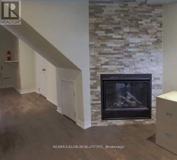 BSMT - 155 RIDEAU DRIVE, Richmond Hill (Langstaff), Ontario, L4B4J1