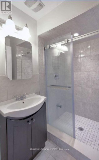 BSMT - 155 RIDEAU DRIVE, Richmond Hill (Langstaff), Ontario, L4B4J1