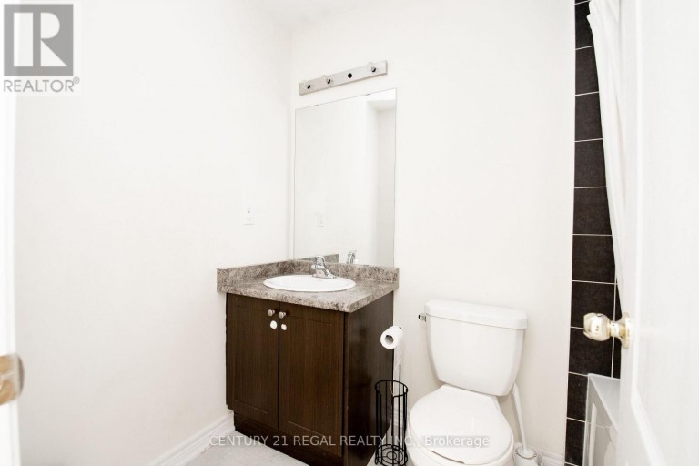 UPPER - 43 TOLLGATE STREET, Brampton (Heart Lake East), Ontario, L6Z0B4
