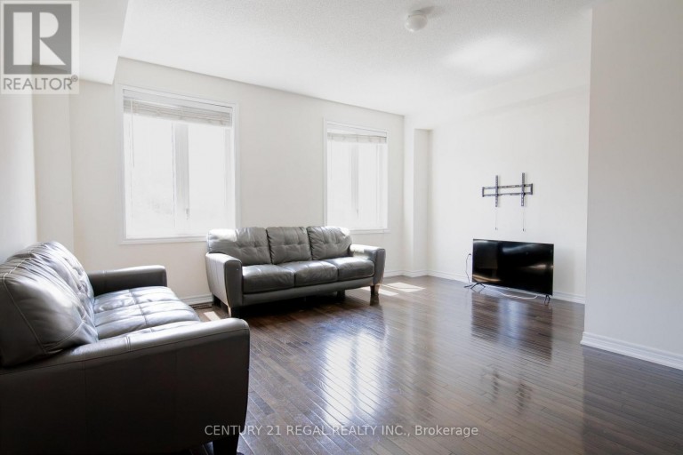 UPPER - 43 TOLLGATE STREET, Brampton (Heart Lake East), Ontario, L6Z0B4