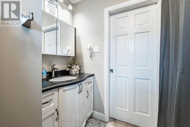 2 MAITLAND AVENUE Hamilton (Greeningdon) Ontario photo 15