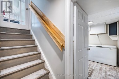 2 MAITLAND AVENUE Hamilton (Greeningdon) Ontario photo 17