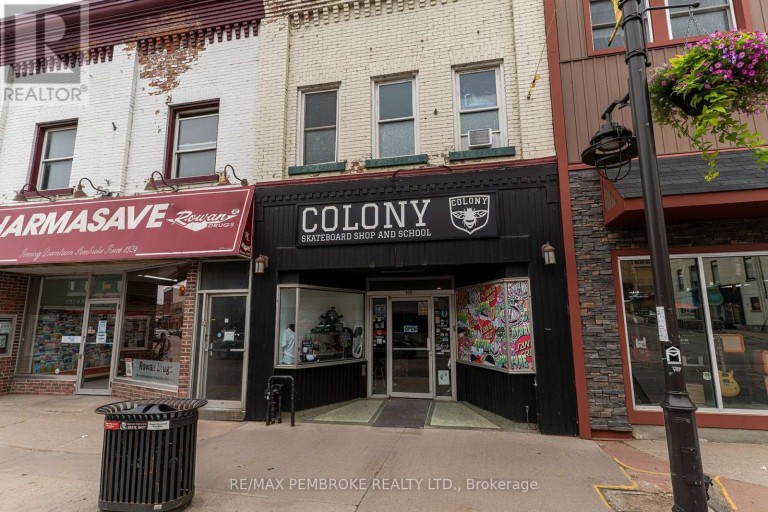 109 PEMBROKE STREET W, Pembroke, Ontario, K8A5M7