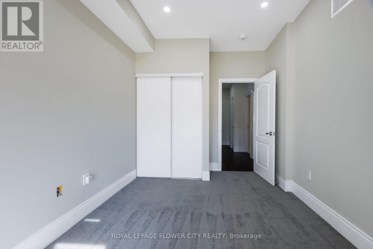 62 FOXSPARROW ROAD, Brampton (Sandringham-Wellington North), Ontario, L6R4E1