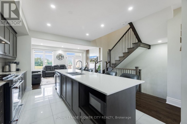 62 FOXSPARROW ROAD, Brampton (Sandringham-Wellington North), Ontario, L6R4E1