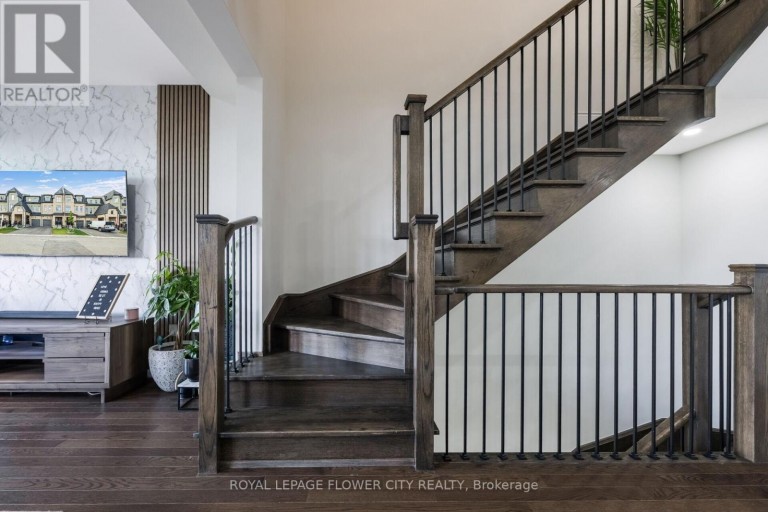 62 FOXSPARROW ROAD, Brampton (Sandringham-Wellington North), Ontario, L6R4E1