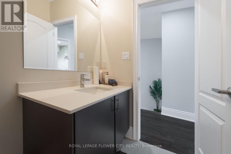 62 FOXSPARROW ROAD, Brampton (Sandringham-Wellington North), Ontario, L6R4E1