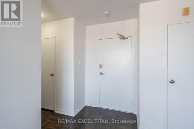 304 - 2507 EGLINTON AVENUE W Toronto (Keelesdale-Eglinton West) Ontario photo 5
