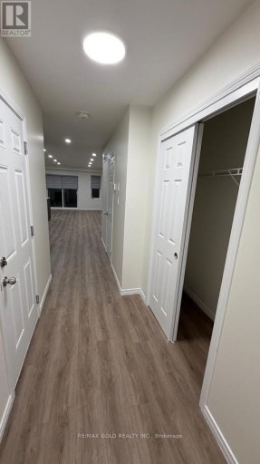 5 WEST MILL STREET, North Dumfries, Ontario, N0B1E0