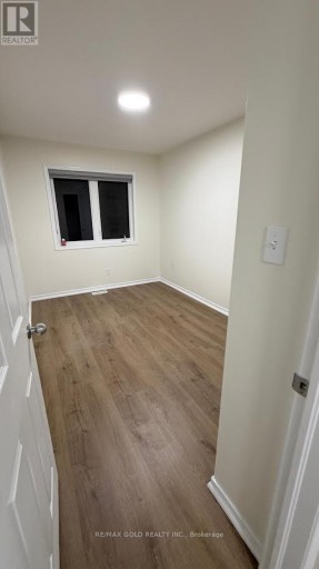5 WEST MILL STREET, North Dumfries, Ontario, N0B1E0