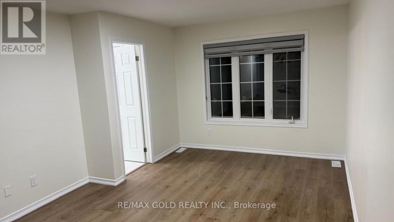 5 WEST MILL STREET, North Dumfries, Ontario, N0B1E0