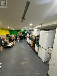 STORE FRONT - 854 BATHURST STREET Toronto (Annex) Ontario photo 15