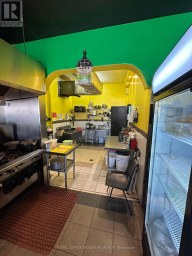 STORE FRONT - 854 BATHURST STREET Toronto (Annex) Ontario photo 26