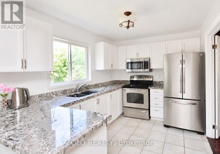148 CHELTENHAM ROAD, Barrie (Georgian Drive), Ontario, L4M6S6