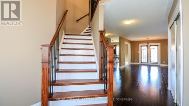 2202 BATTERS LOOP Innisfil (Alcona) Ontario photo 4