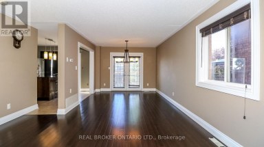 2202 BATTERS LOOP Innisfil (Alcona) Ontario photo 5
