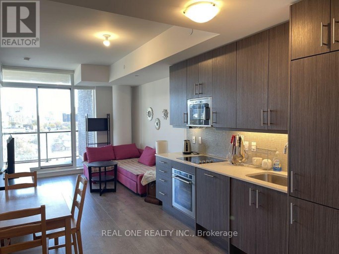 710 - 297 COLLEGE STREET, Toronto (Kensington-Chinatown), Ontario, M5T0C2