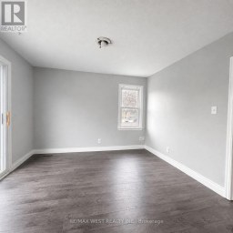 MAIN & 2ND - 53 SHADYSIDE AVENUE Hamilton (Burkholme) Ontario photo 7