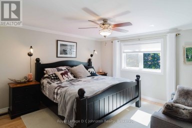126 5TH AVENUE E Owen Sound Ontario photo 13
