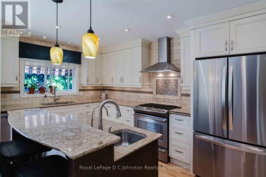126 5TH AVENUE E Owen Sound Ontario photo 9