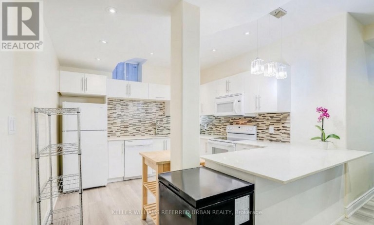 BSMT - 161 VANDA DRIVE, Vaughan (Patterson), Ontario, L6A4G1