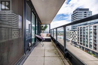 728 - 99 EAGLE ROCK WAY Vaughan Ontario photo 14