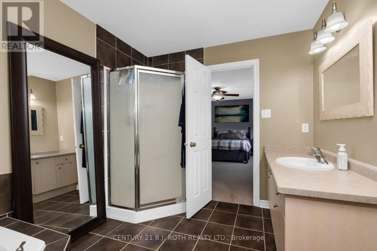 15 CORBETT STREET, Springwater (Elmvale), Ontario, L0L1P0