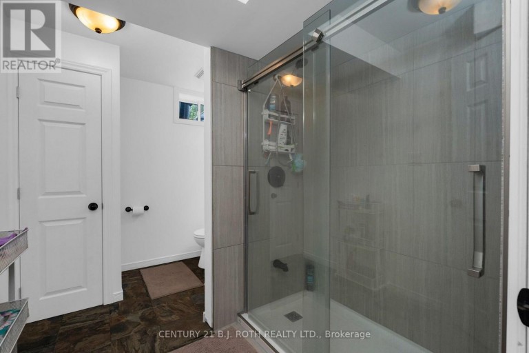 15 CORBETT STREET, Springwater (Elmvale), Ontario, L0L1P0