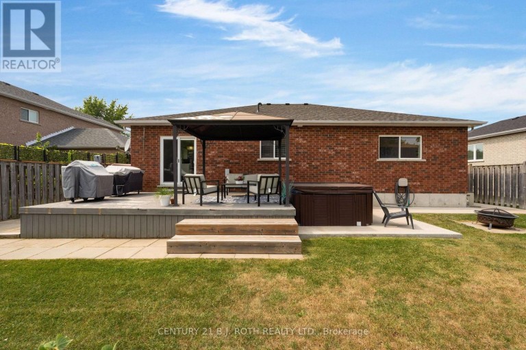 15 CORBETT STREET, Springwater (Elmvale), Ontario, L0L1P0