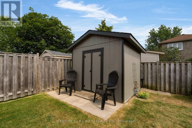 15 CORBETT STREET, Springwater (Elmvale), Ontario, L0L1P0