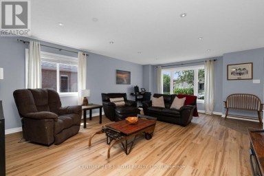 15 CORBETT STREET Springwater (Elmvale) Ontario photo 6