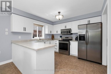15 CORBETT STREET Springwater (Elmvale) Ontario photo 8