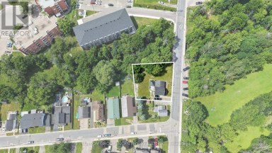 190 BARTHOLOMEW STREET Brockville Ontario photo 4