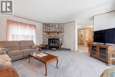 3011 Burroughs Manor NE Calgary Alberta photo 12