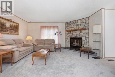 3011 Burroughs Manor NE Calgary Alberta photo 9