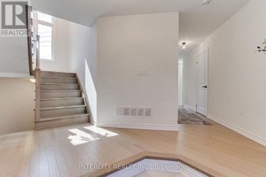 130 BLICK CRESCENT Aurora Ontario photo 8
