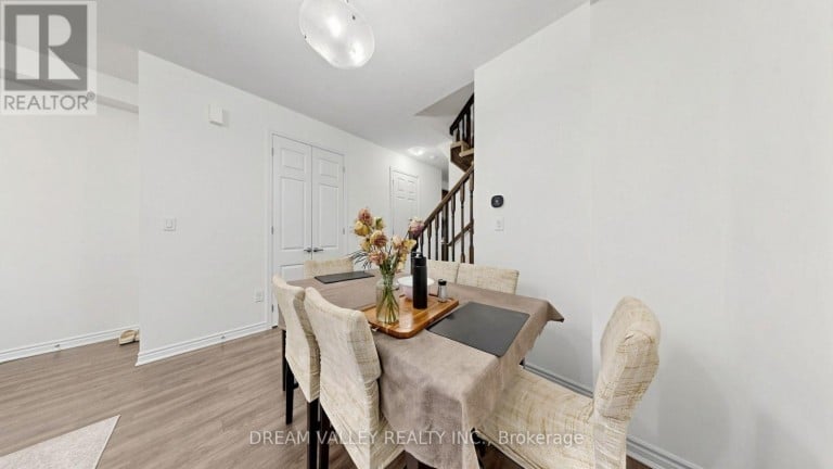 138 CLEANSIDE ROAD, Toronto (Clairlea-Birchmount), Ontario, M1L0C6