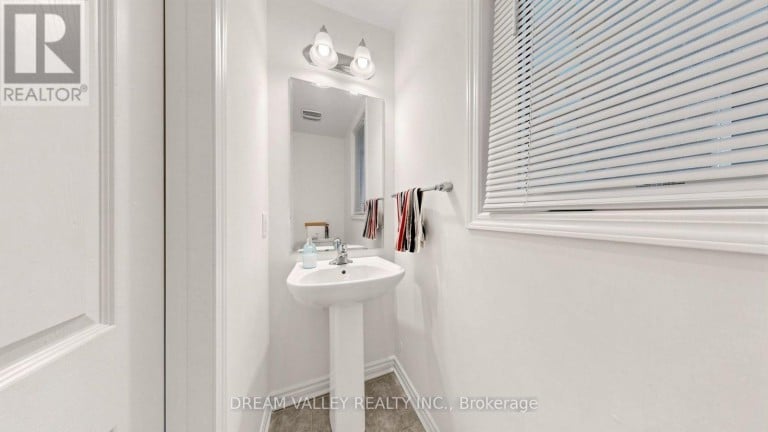 138 CLEANSIDE ROAD, Toronto (Clairlea-Birchmount), Ontario, M1L0C6